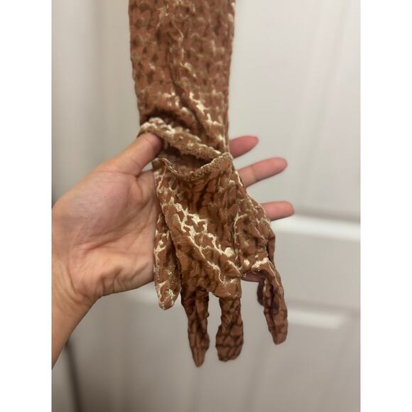 SKIMS Size 4X Velvet Burnout Logo Glove Crop Top Copper BR-TOP-0935 NWT - Picture 5 of 10